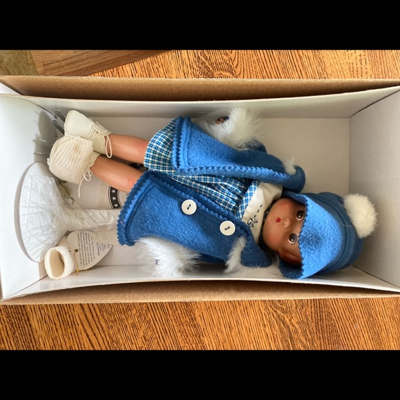 Effanbee Winter Patsy Doll - Picture 8 of 9